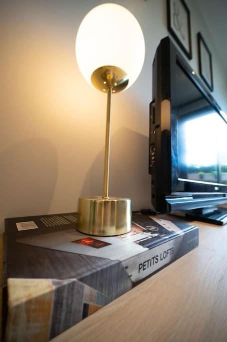 Air-Conditioned Apartment With Private Parking Marseille Exterior photo